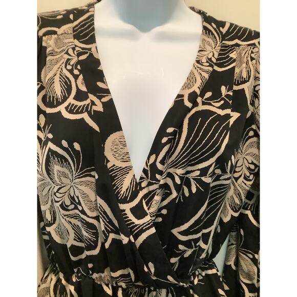 AKIRA CHICAGO BLACK LABEL BLACK FLORAL PRINT FAUX WRAP MINI DRESS S - Picture 5 of 9